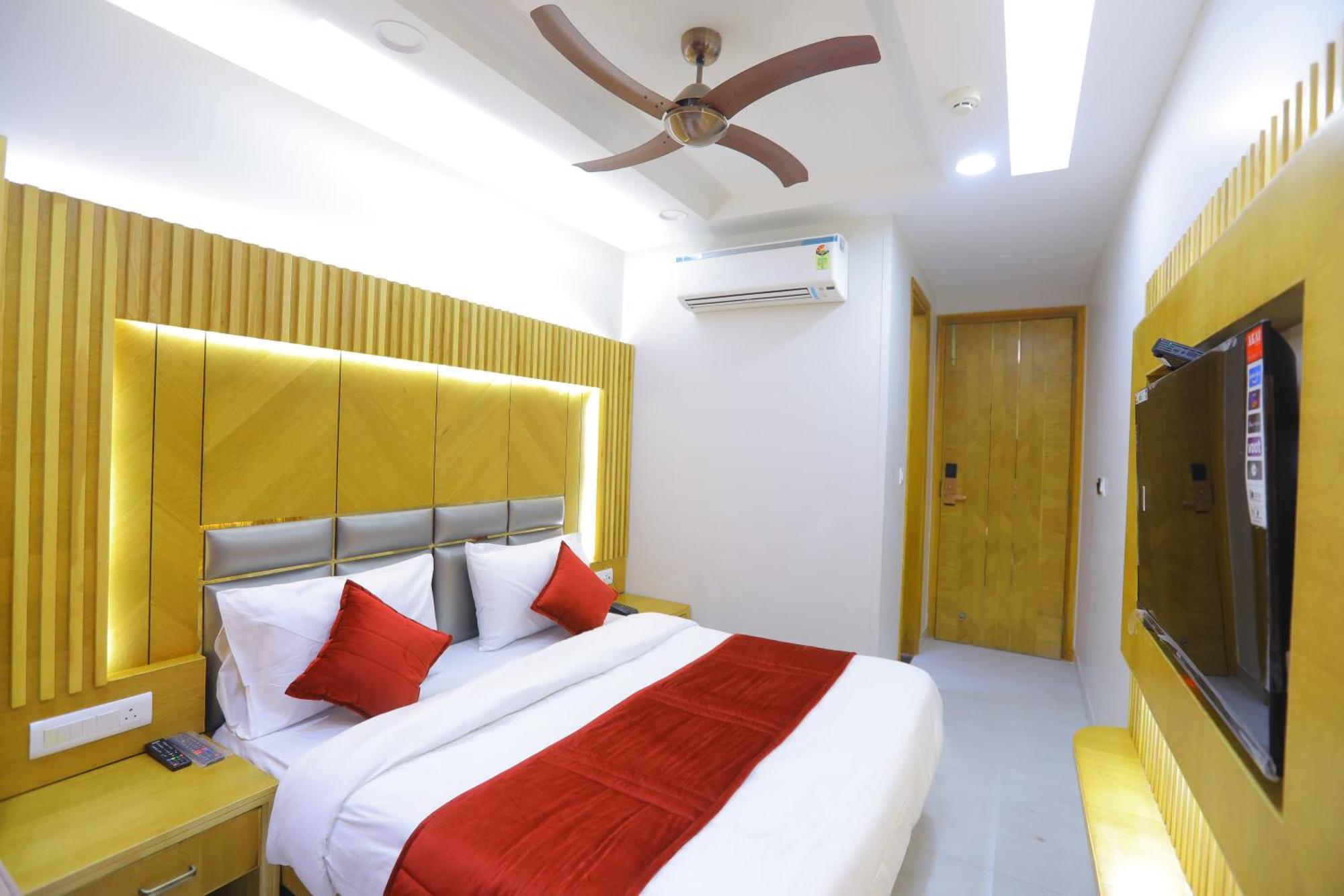 Hotel Glitz - Walk In From New Delhi Railway Station Exterior photo