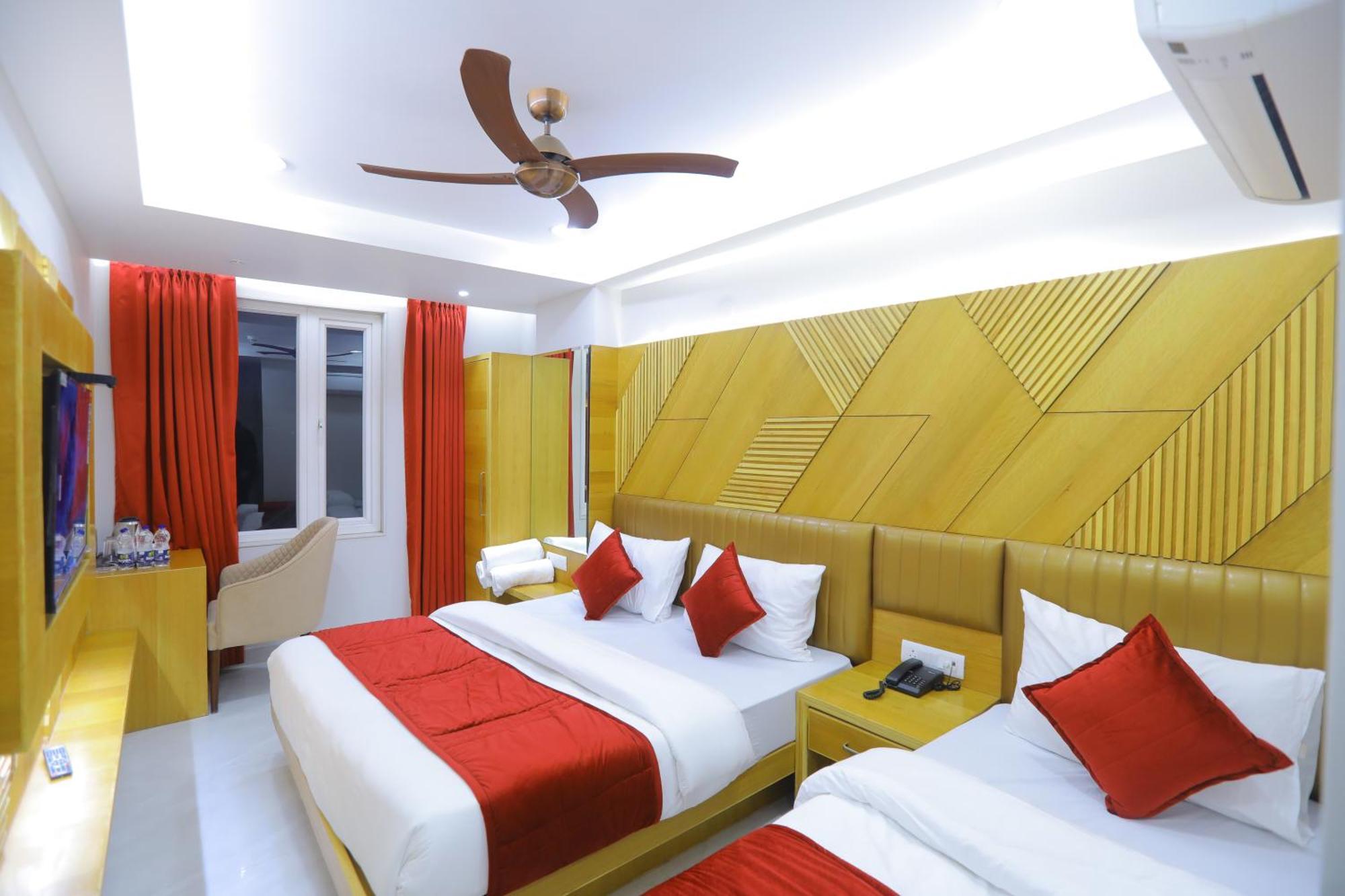 Hotel Glitz - Walk In From New Delhi Railway Station Exterior photo